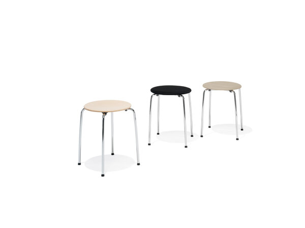 Trio stool on 4 metal legs