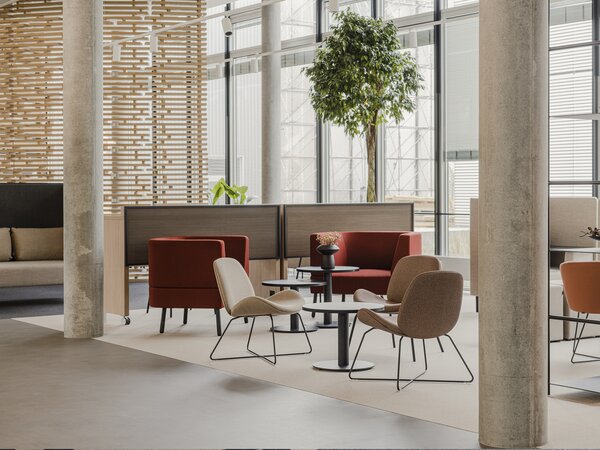 Nowy Styl office collection - Seating